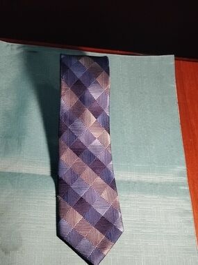 BLUE, SILVER TOM JAMES TIES